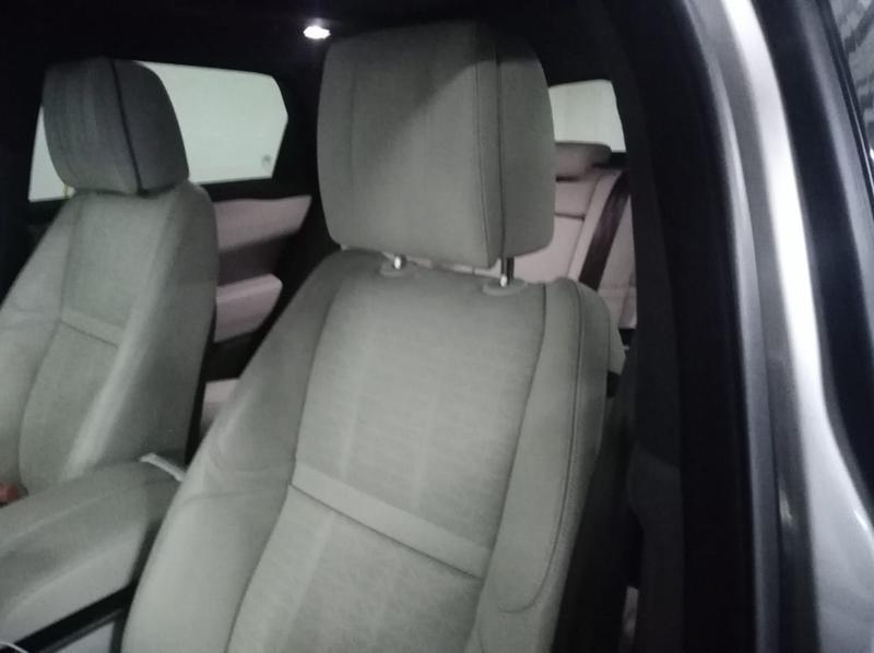 Land Rover Range Rover • 2019 • 3,771 km 1