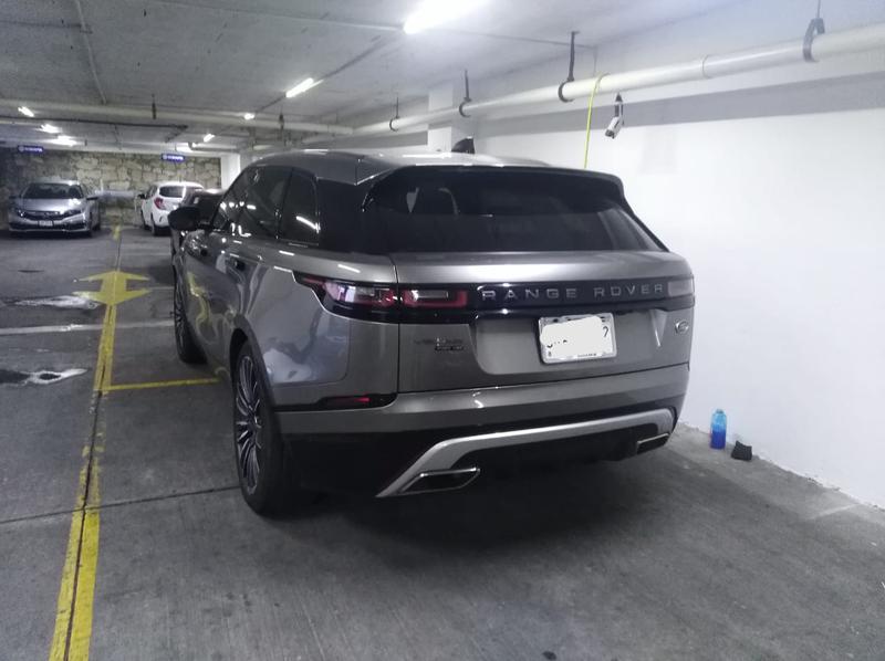 Land Rover Range Rover • 2019 • 3,771 km 5
