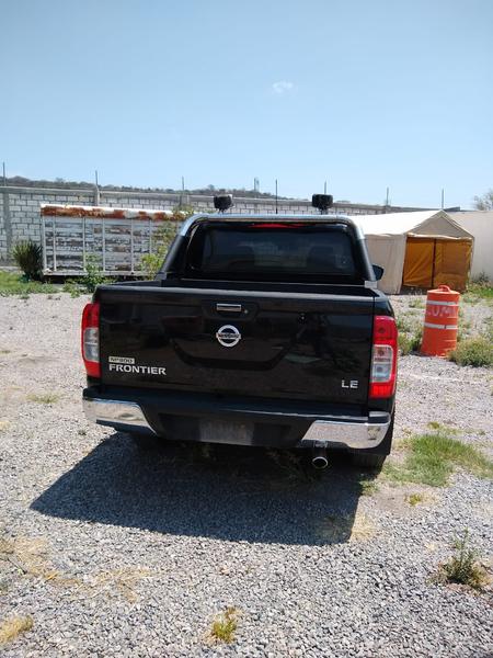 Nissan Np300 frontier • 2018 • 40,000 km 3