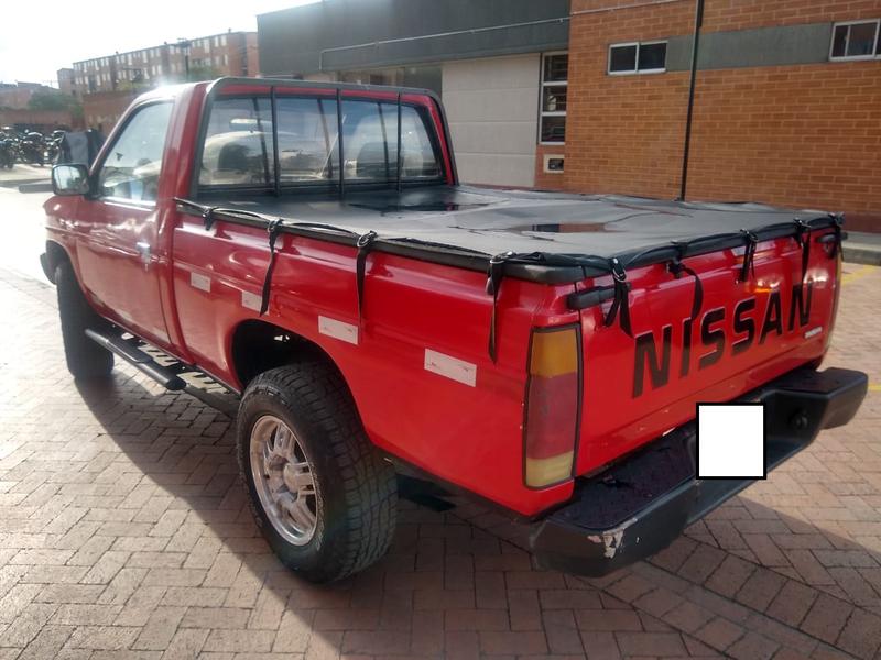 Nissan Np300 • 1995 • 342,000 km 7