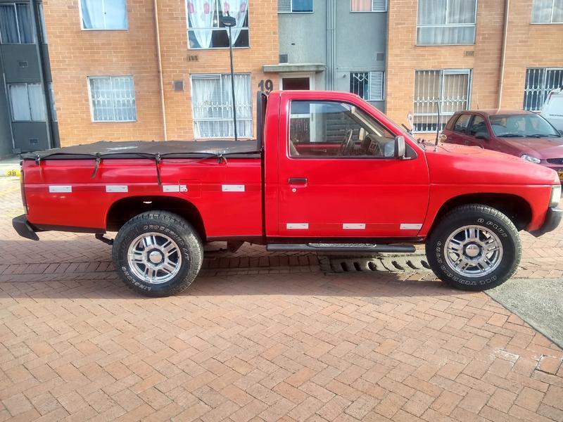 Nissan Np300 • 1995 • 342,000 km 6