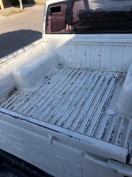 Nissan Pickup • 2004 • 145 km 11