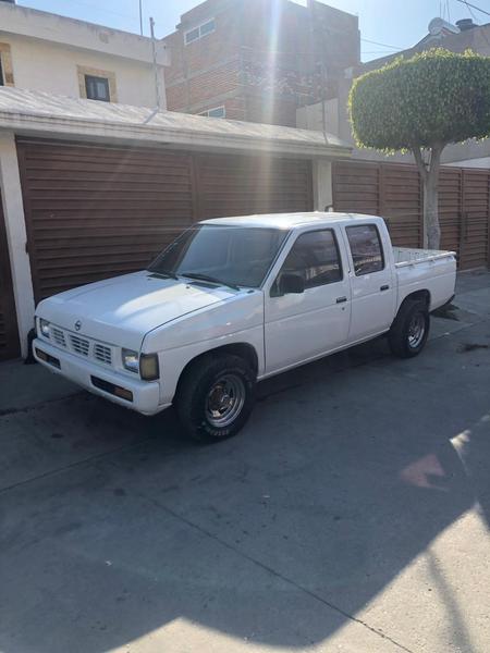 Nissan Pickup • 2004 • 145 km 9