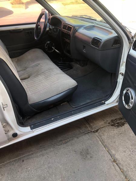 Nissan Pickup • 2004 • 145 km 6