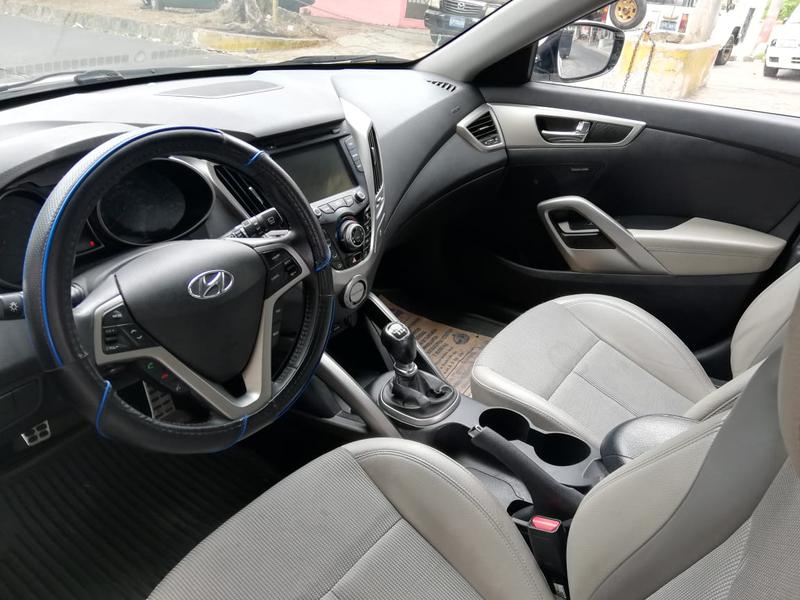 Hyundai Veloster • 2013 • 69,000 km 18