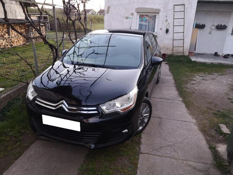 Citroën C4 • 2011 • 200,000 km 2