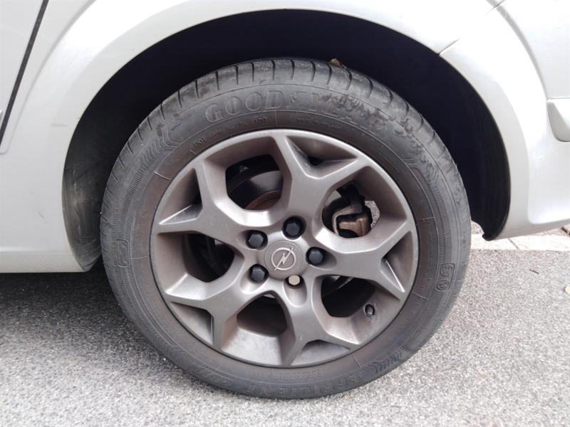 Opel Astra • 2006 • 310,000 km 3
