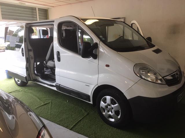 Opel Vivaro Kombi • 2011 • 211,000 km 1
