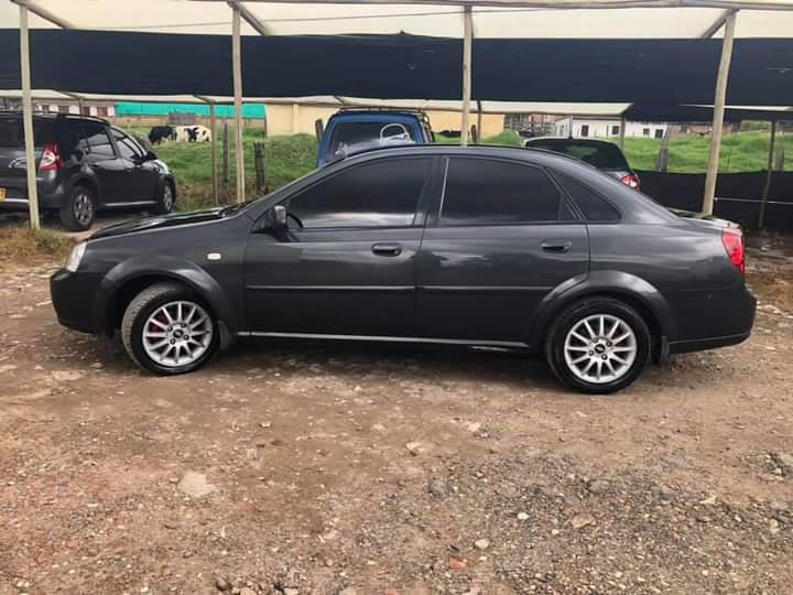 Chevrolet Optra • 2004 • 137,000 km 8