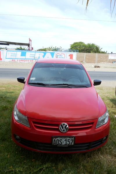 Volkswagen Gol • 2010 • 79,000 km 2