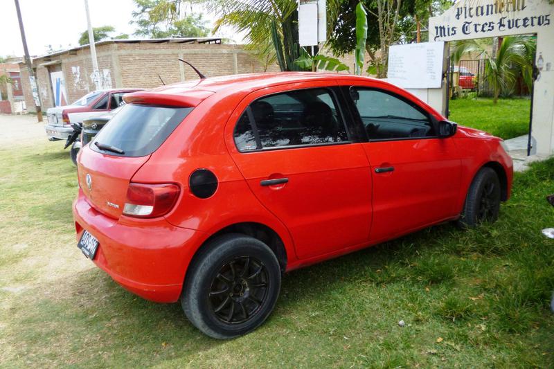 Volkswagen Gol • 2010 • 79,000 km 8