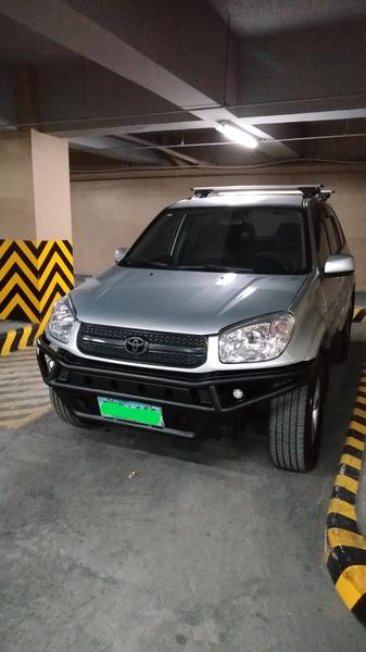 Toyota RAV4 • 2005 • 200,000 km 4
