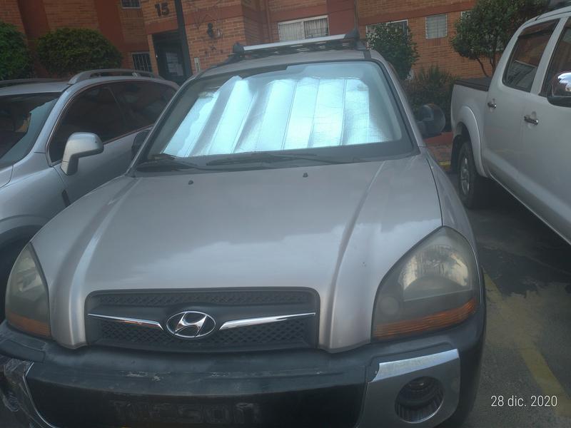 Hyundai Tucson • 2010 • 92,000 km 5