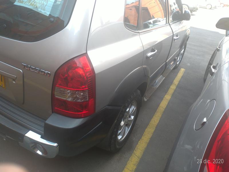 Hyundai Tucson • 2010 • 92,000 km 6