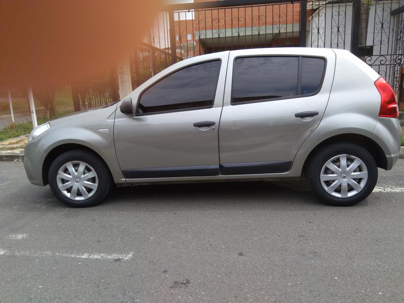 Renault Sandero • 2013 • 101,000 km 7