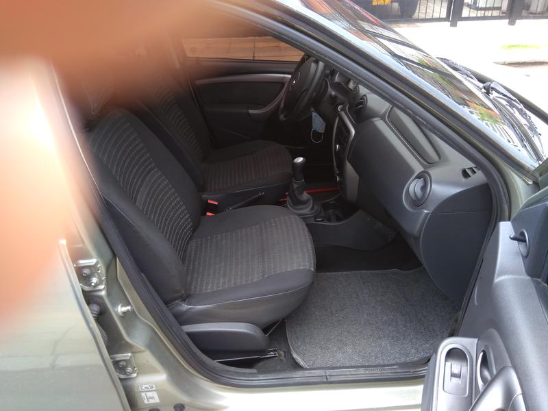 Renault Sandero • 2013 • 101,000 km 9