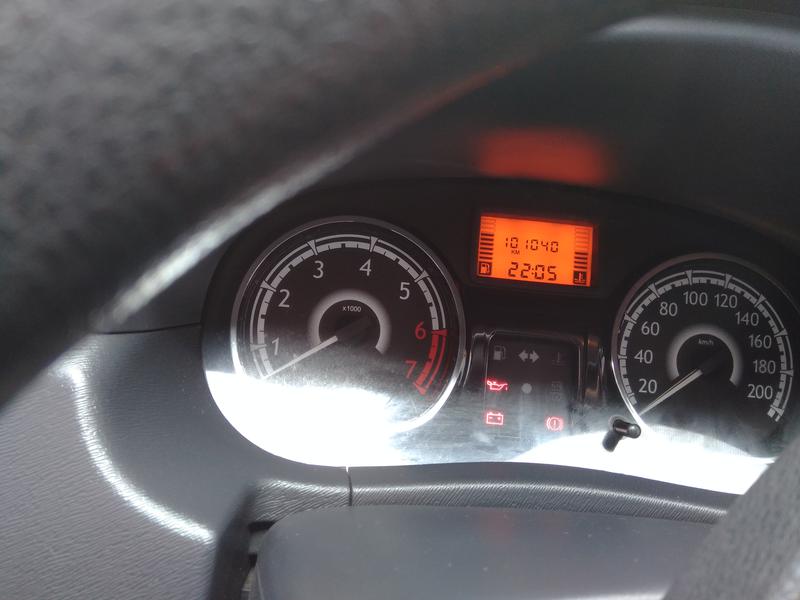 Renault Sandero • 2013 • 101,000 km 1