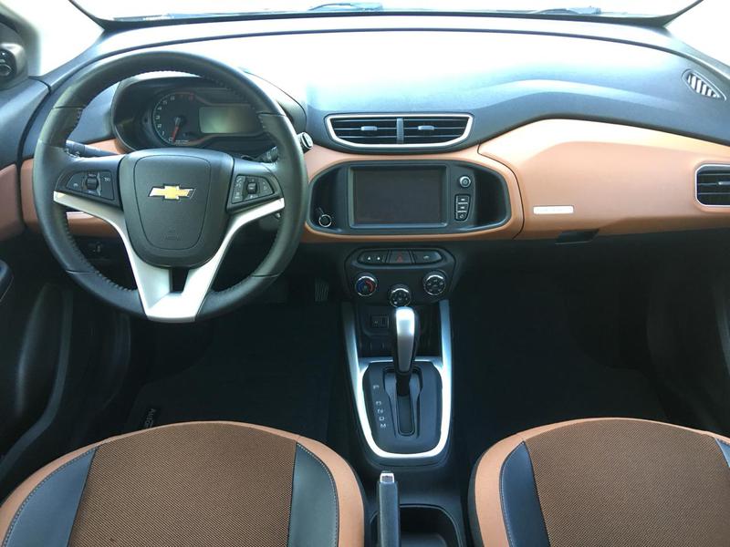 Chevrolet Onix • 2018 • 34,000 km 4