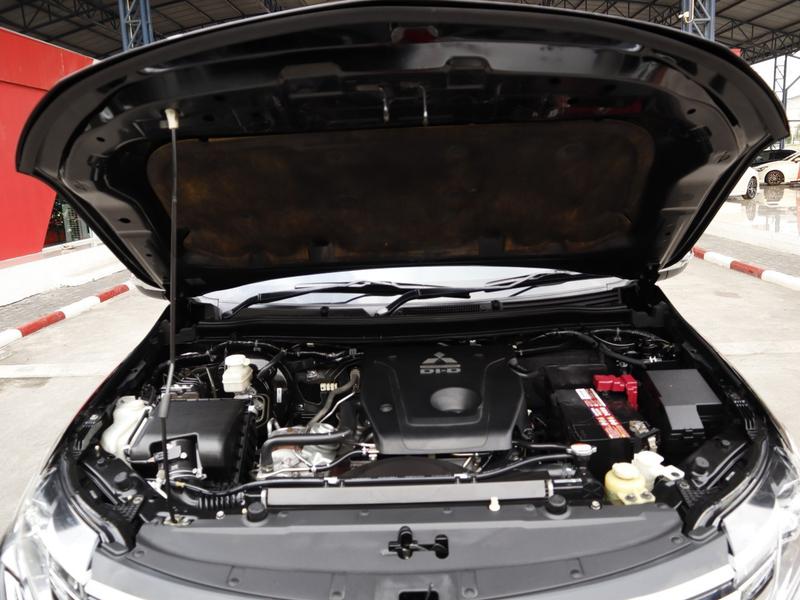 Mitsubishi Pajero • 2016 • 166,001 km 3