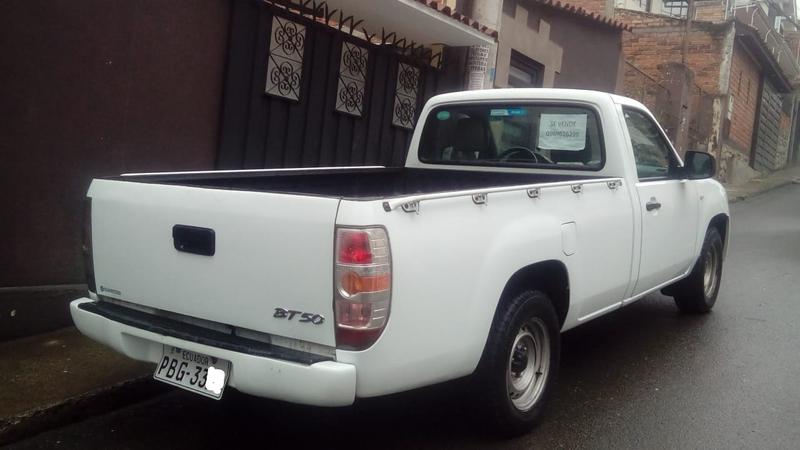 Mazda BT • 2011 • 193,000 km 4