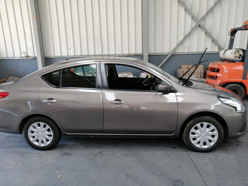 Nissan Versa • 2015 • 32,000 km 3