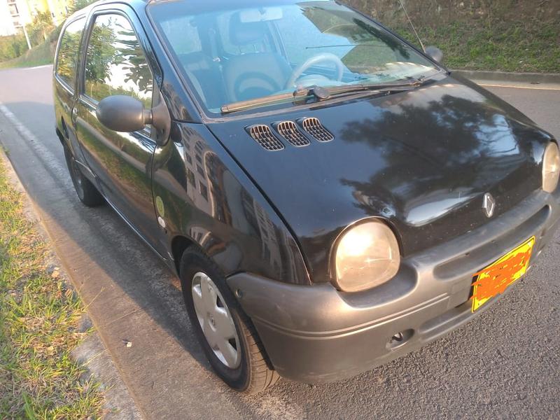 Renault Twingo • 2006 • 176,000 km 1