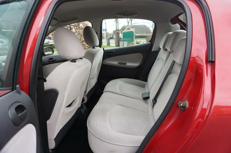Peugeot 206 SW • 2003 • 180,056 km 2