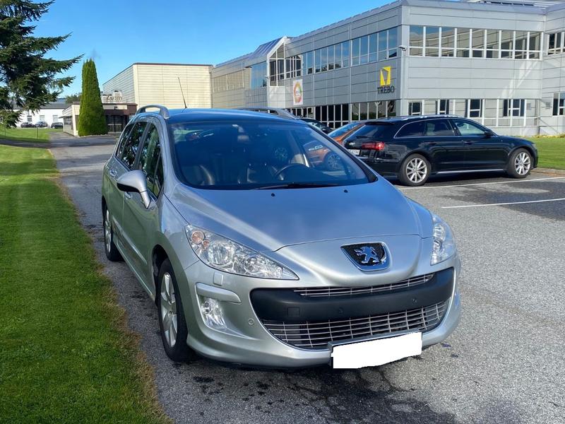 Peugeot 308 • 2013 • 10,116 km 3