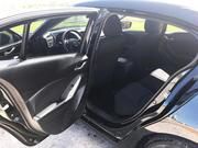 Mazda 3 • 2016 • 35,000 km 4