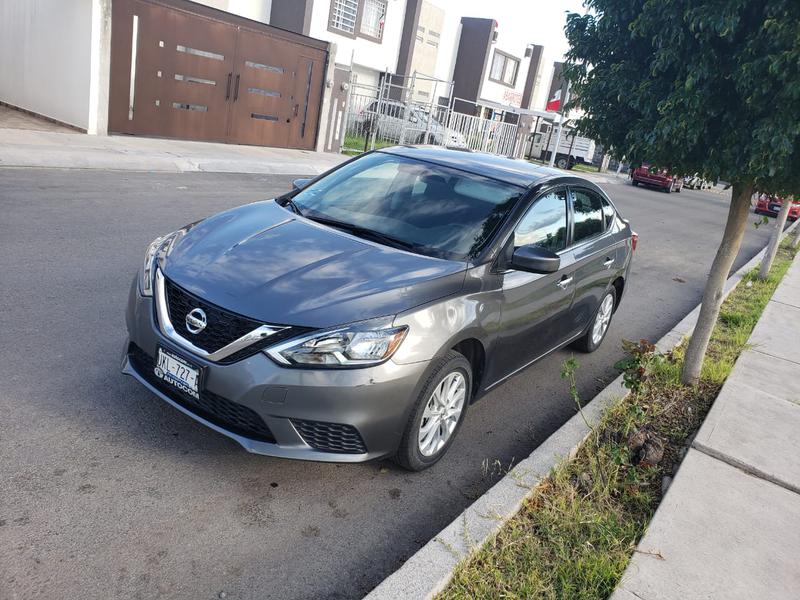 Nissan Sentra • 2017 • 76,800 km 2