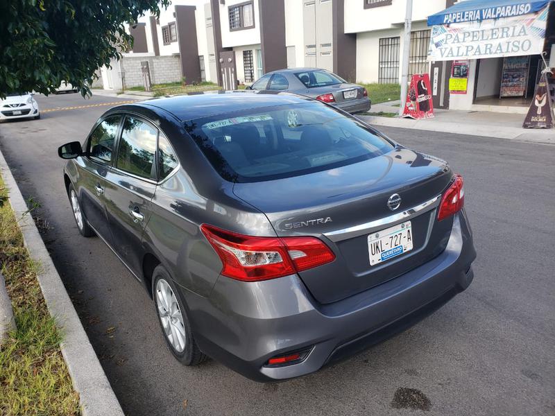 Nissan Sentra • 2017 • 76,800 km 3