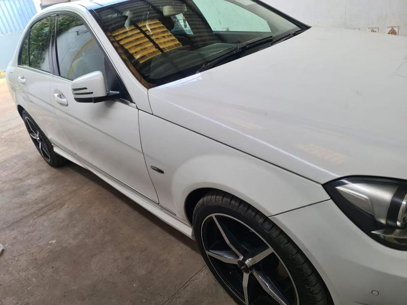 Mercedes-Benz 200 - 300 • 2015 • 42,000 km 1