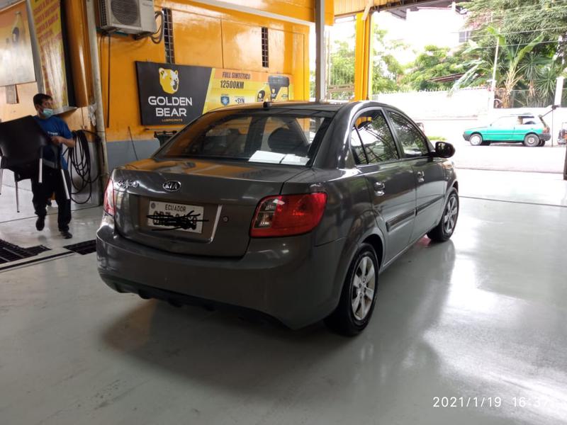 Kia Rio sedan • 2011 • 375,000 km 1