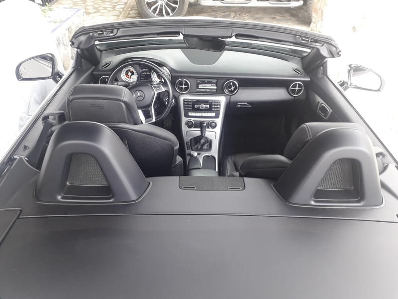 Mercedes-Benz SLK • 2015 • 29,130 km 5