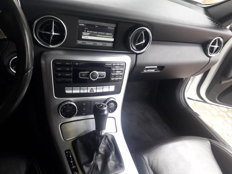 Mercedes-Benz SLK • 2015 • 29,130 km 7