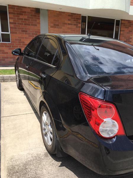 Chevrolet 1500 • 2015 • 52,645 km 8