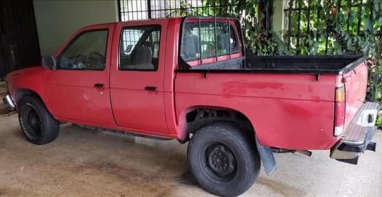 Nissan Pickup • 2001 • 20,000 km 1