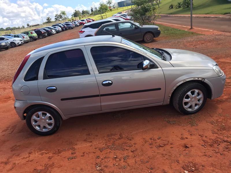 Chevrolet Corsa • 2004 • 100,724 km 3