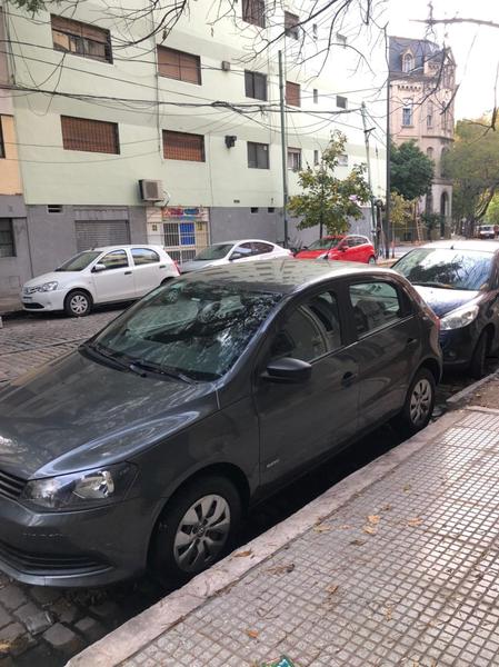 Volkswagen Gol • 2014 • 96,000 km 3