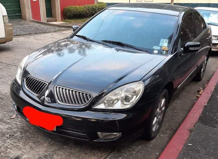 Mitsubishi Galant • 2009 • 60,000 km 4