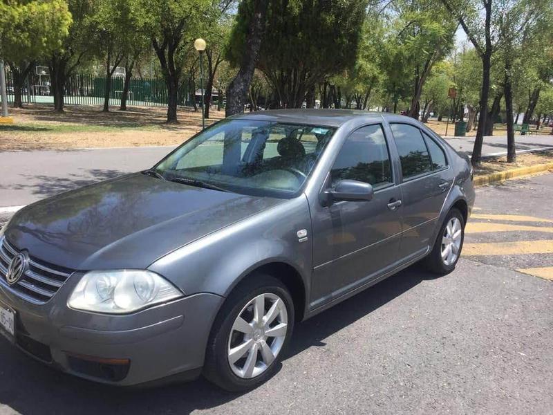 Volkswagen Jetta • 2012 • 178,000 km 2