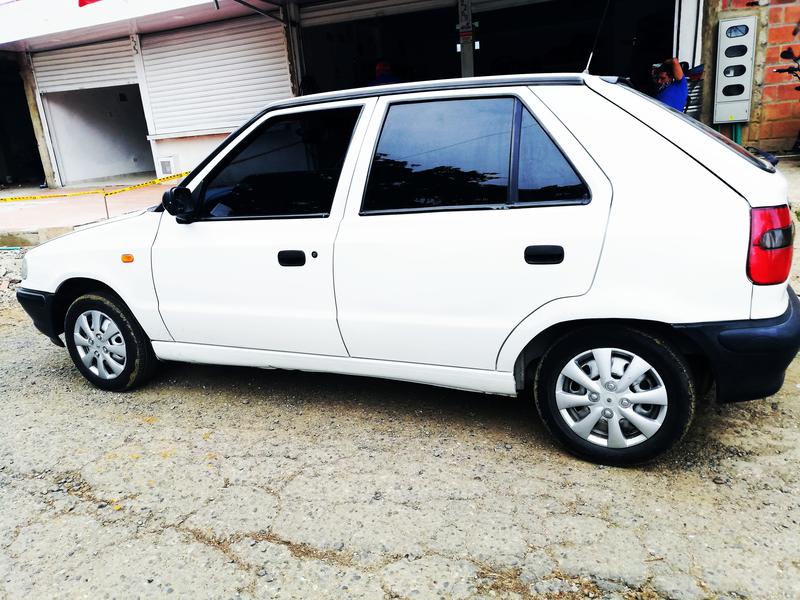 Škoda Felicia • 1998 • 165,000 km 2