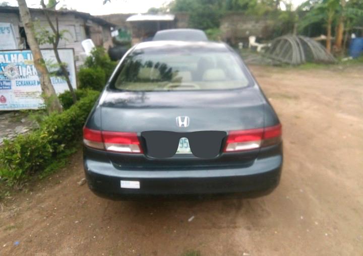 Honda Accord • 2005 • 30,000 km 6
