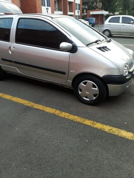 Renault Twingo • 2005 • 158,000 km 1