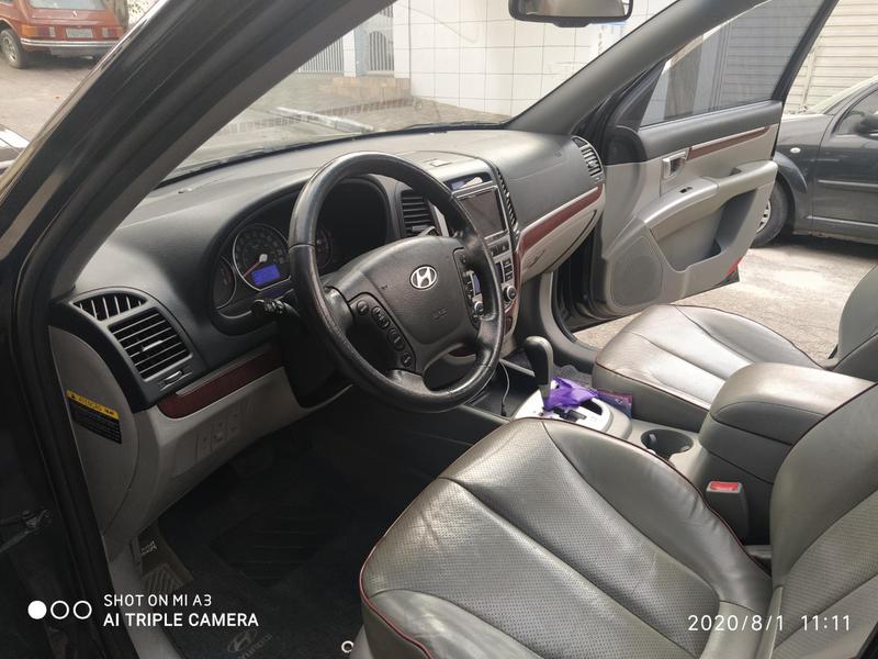 Hyundai Santa Fe • 2010 • 120,000 km 7