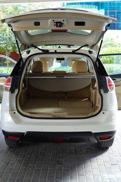 Nissan X-Trail • 2017 • 11,830 km 4