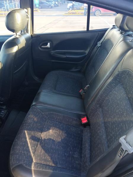 Renault Mégane • 2008 • 186,000 km 7