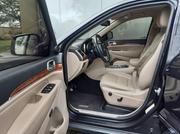 Jeep Grand Cherokee • 2011 • 59 km 8