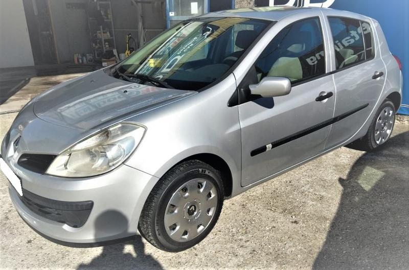 Renault Clio • 2007 • 179,800 km 1