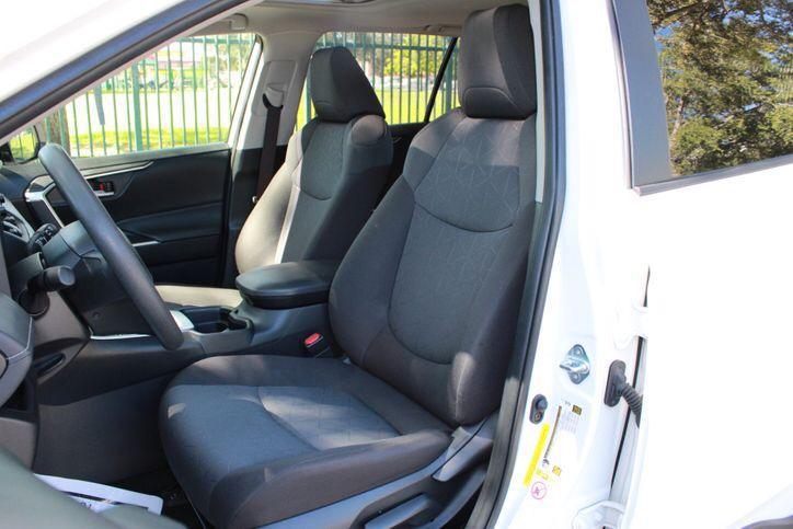 Toyota RAV4 • 2019 • 56,728 km 4